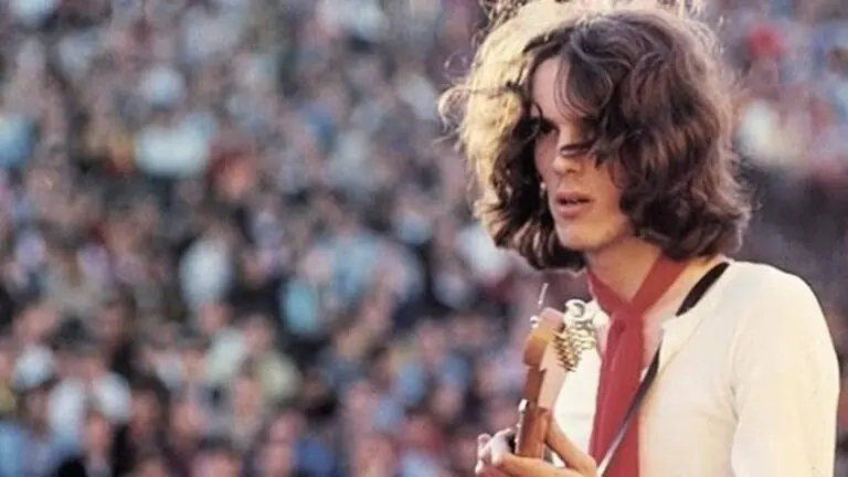 O rock não estava morto. Só Suicidado pela sociedade
