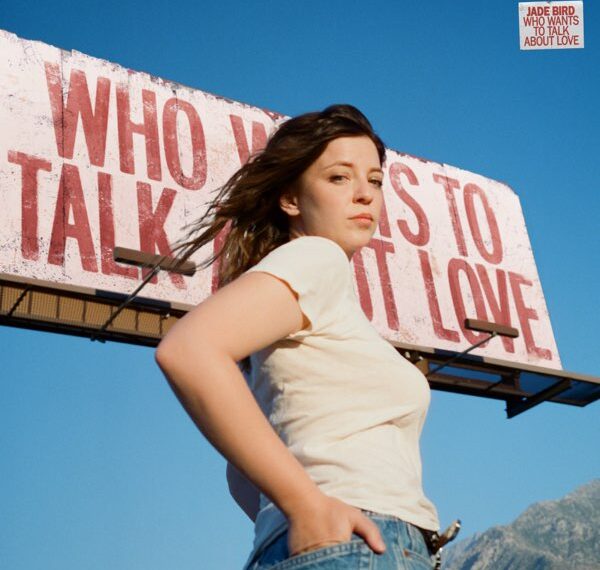 O voo rasante de Jade Bird