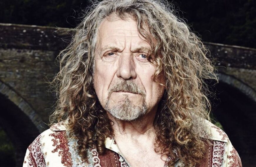 É você que ama o passado e que não vê?