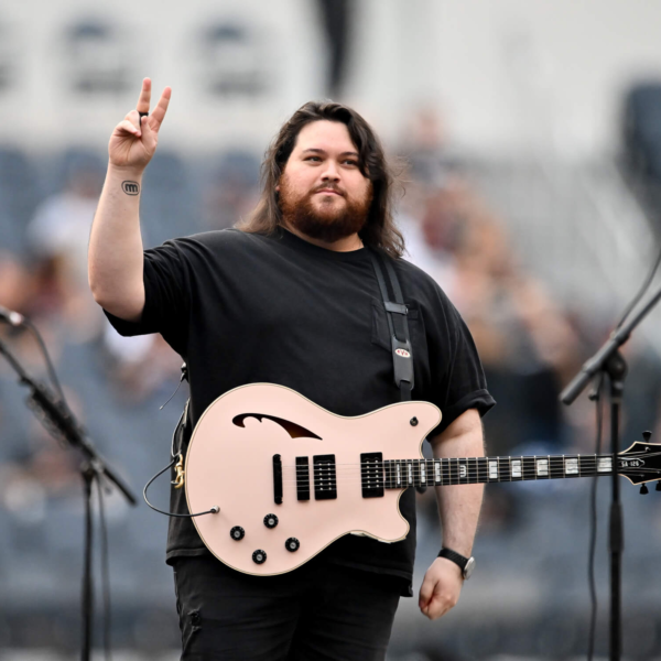 Wolfgang não precisa do sobrenome, mas carrega com maestria