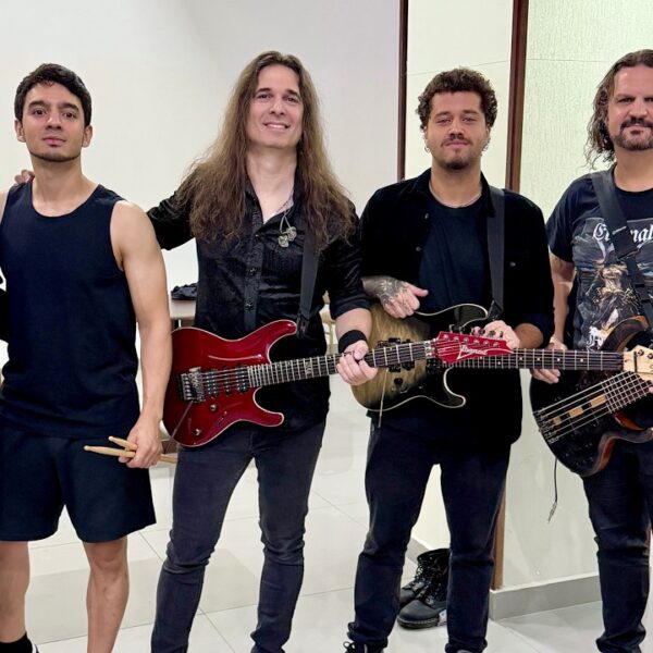 O melhor vocalista que o Angra (ainda) não teve